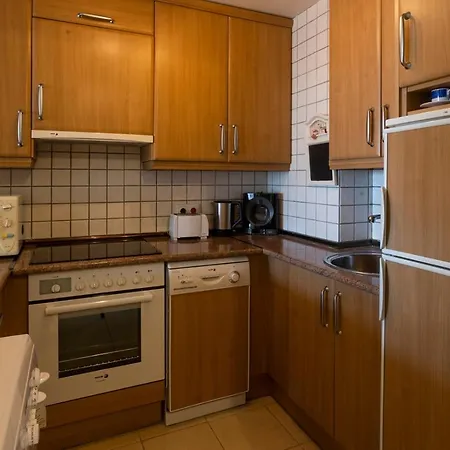 M&r - Swimming Pool - Garage - Ac Apartment *
