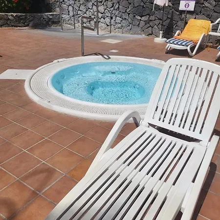 M&r - Swimming Pool - Garage - Ac Apartment *