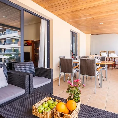 M&r - Swimming Pool - Garage - Ac Apartment *