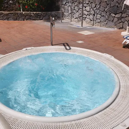 M&r - Swimming Pool - Garage - Ac Apartment